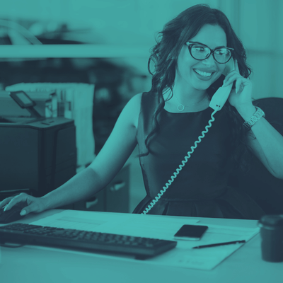 Télésecrétaire professionnelle gérant les appels, les procédures et les demandes clients avec expertise.